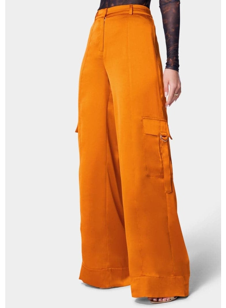 bebe WIDE LEG CARGO POCKET SATIN PANT - Image 4